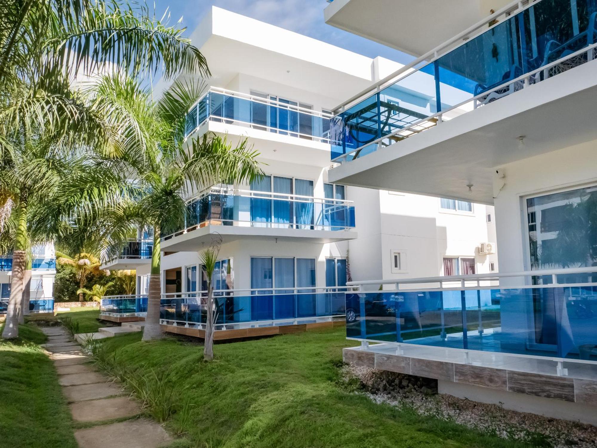 Coconut Paradise Beach Hotel Juan Baron Exterior photo