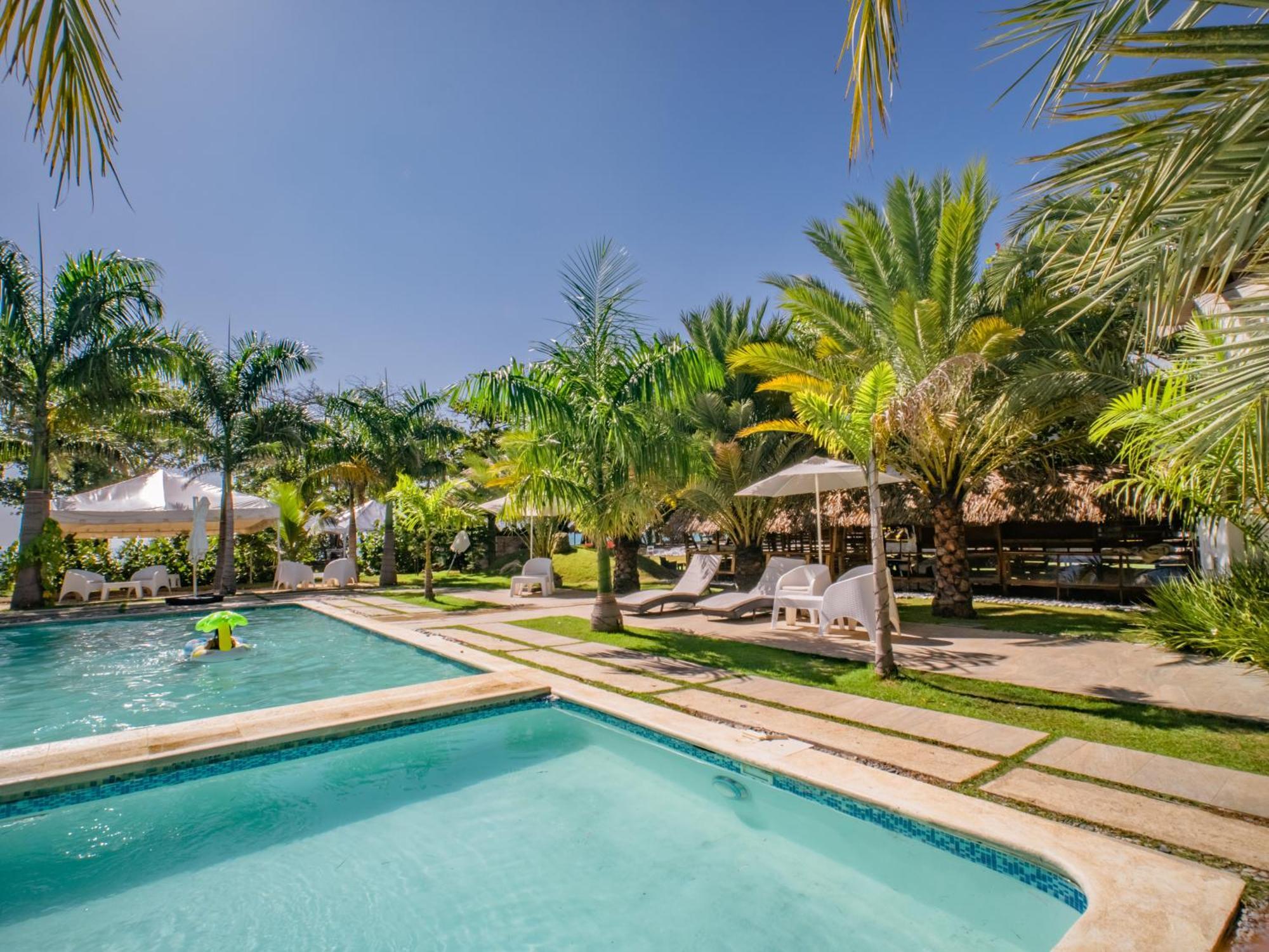 Coconut Paradise Beach Hotel Juan Baron Exterior photo