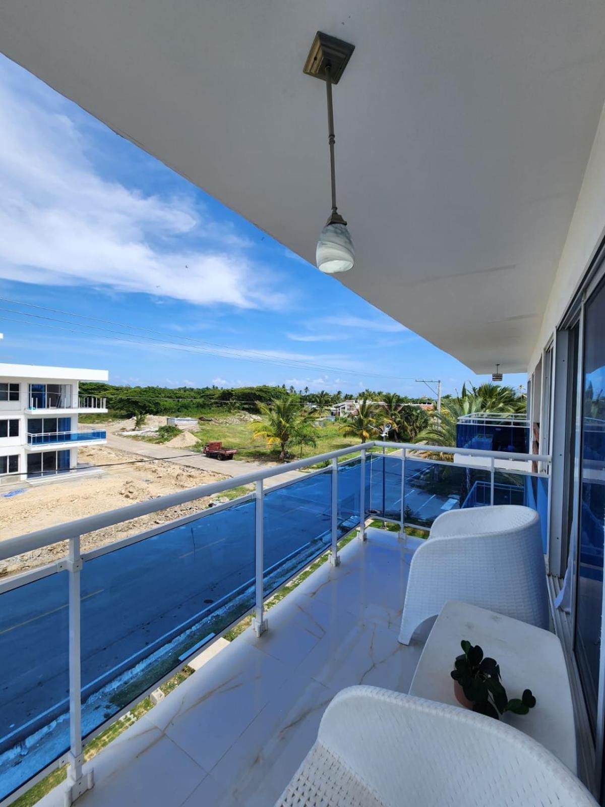 Coconut Paradise Beach Hotel Juan Baron Exterior photo